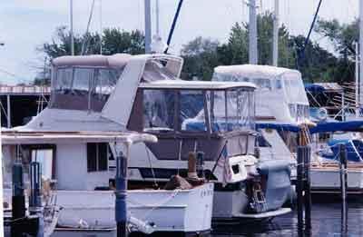 Silverton 40 Aft Cabin Aft Deck Top 1982 image 1