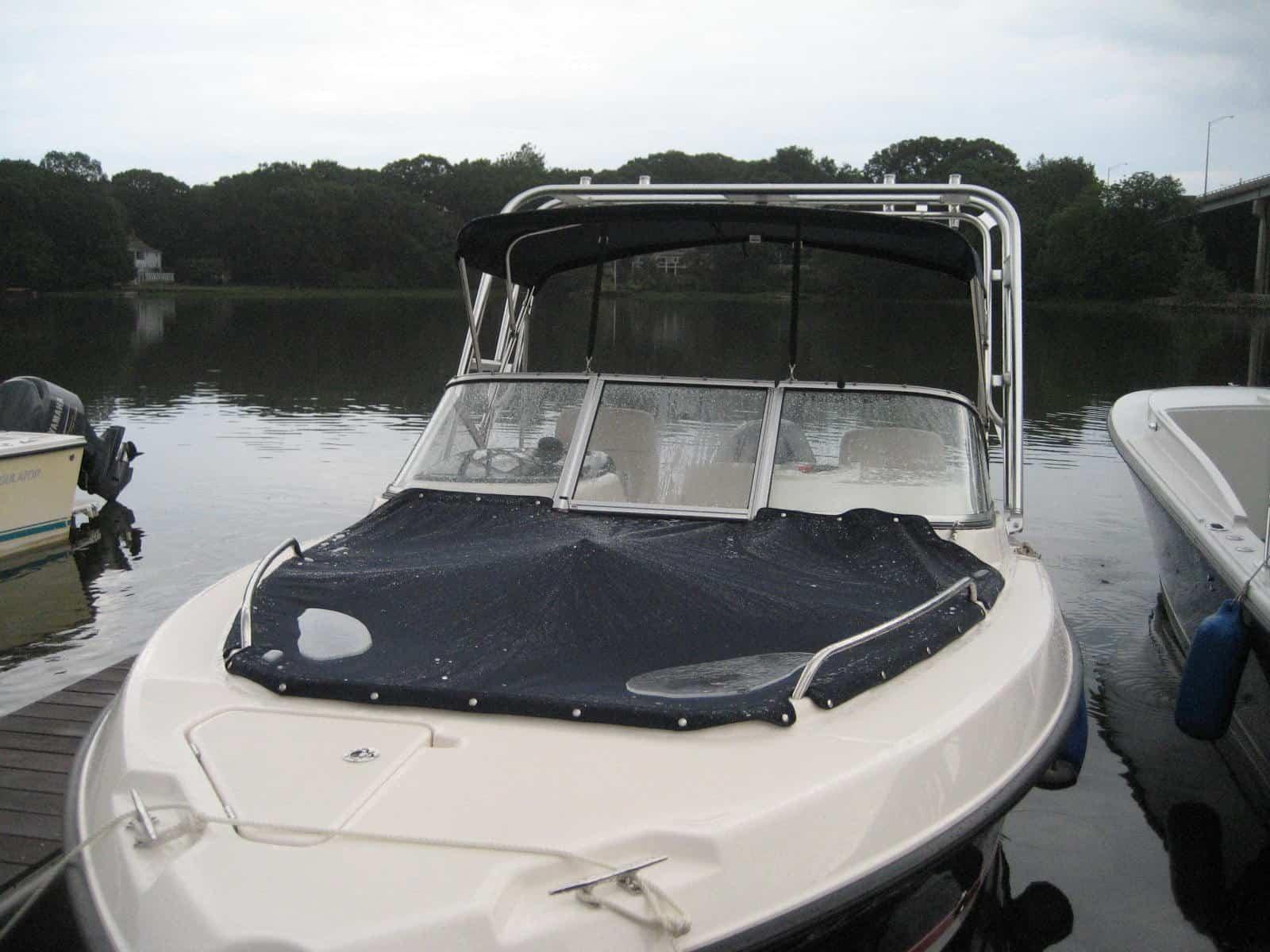 Atlantic Towers arch installed on a Pursuit 235 dual console boat, showcasing its design and functionality.