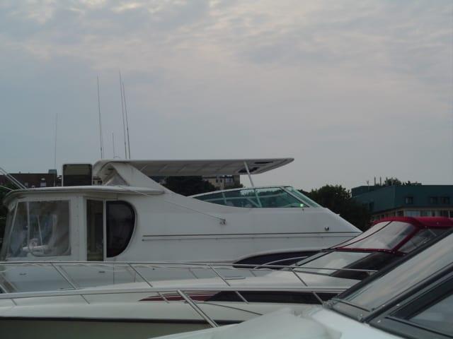 Carver 466 Aft Cabin Top 2002 image 1