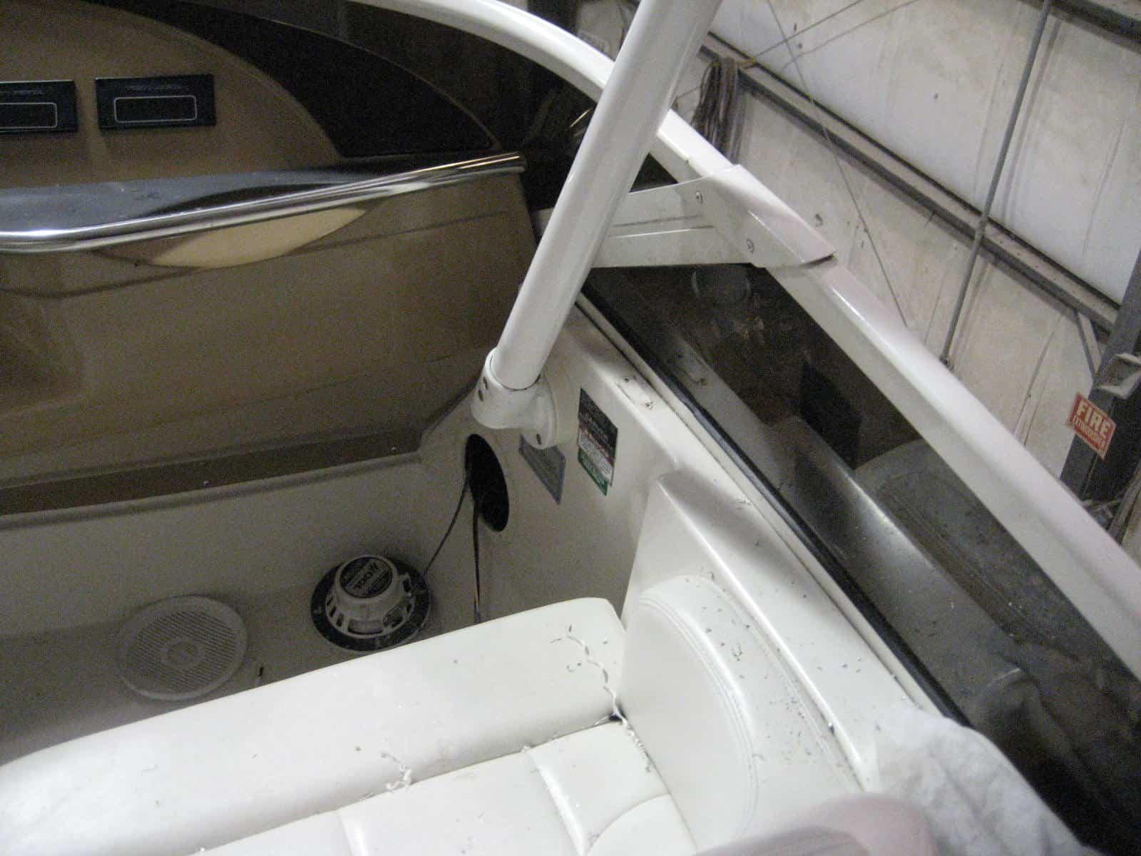 Atlantic Towers top installed on a Carver 444 CPMY cockpit motor yacht, showcasing its sleek design and functionality.