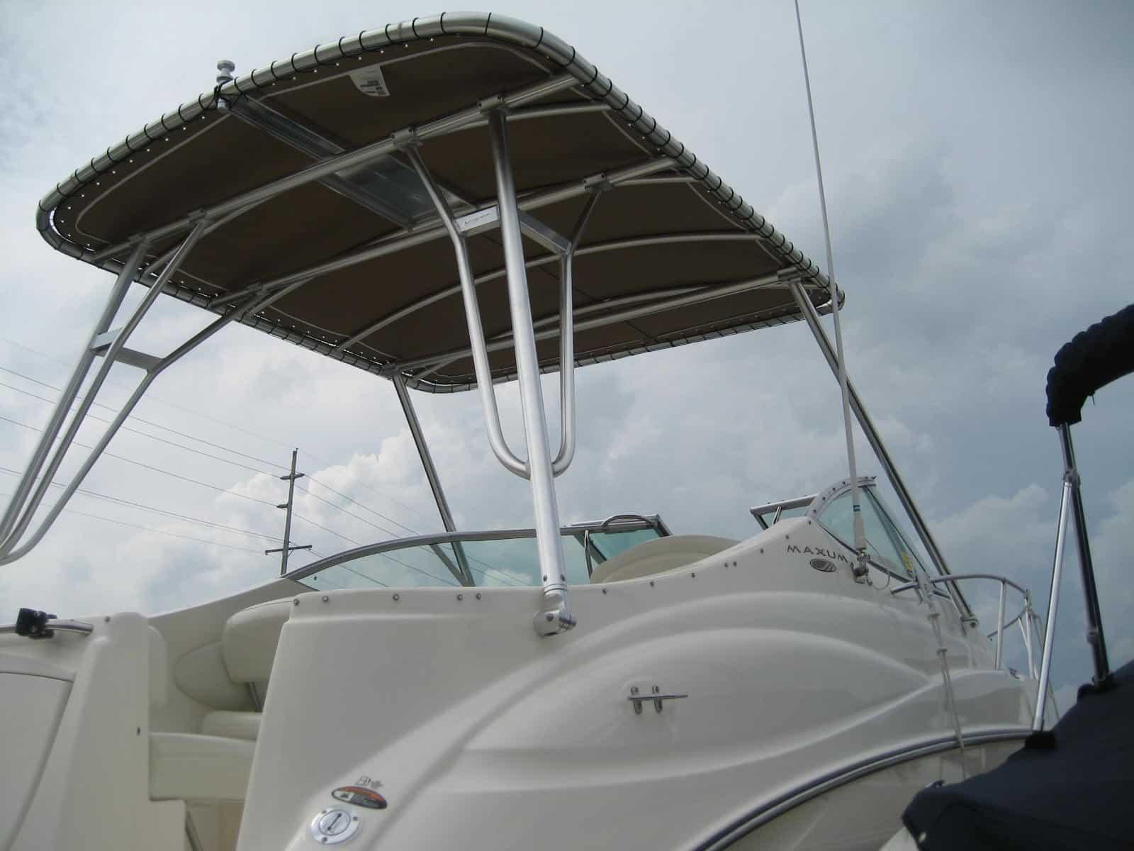 Maxum 2500 SE Top 2001 image 1