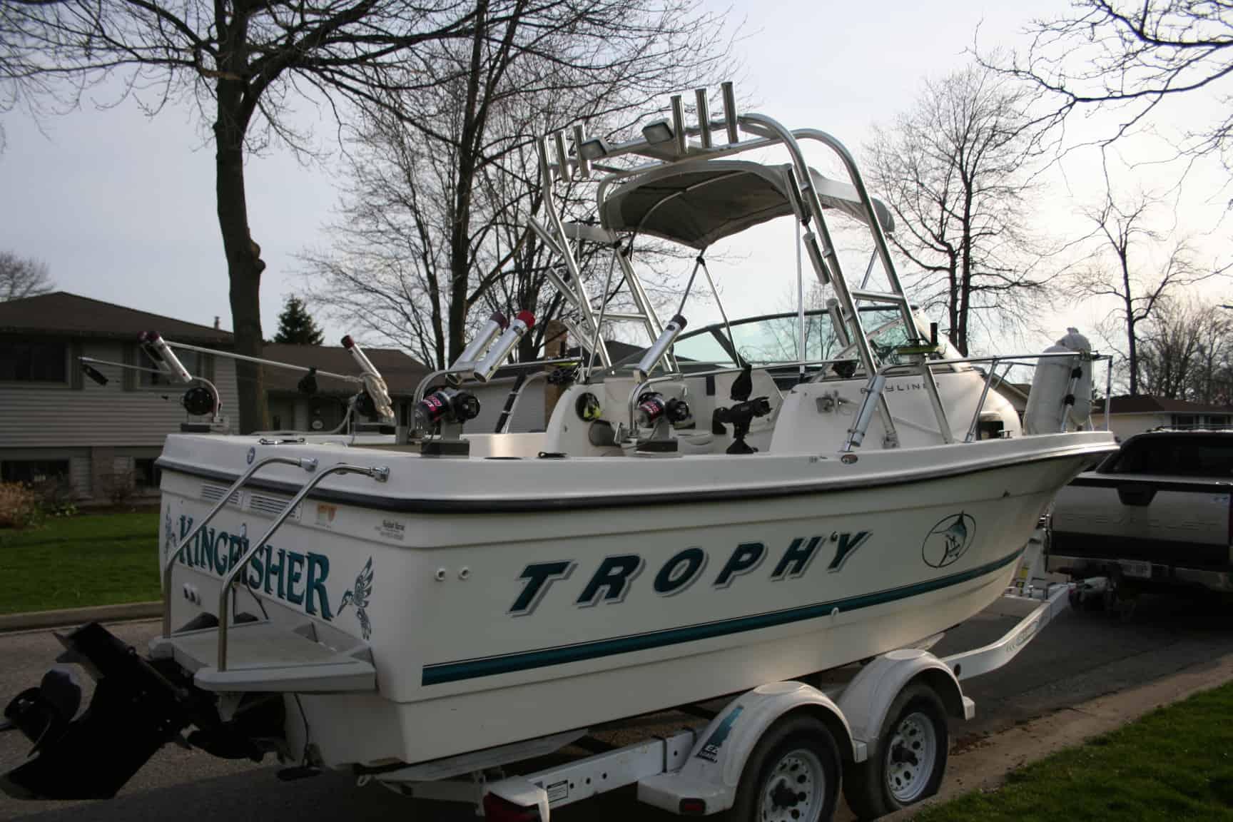 Trophy 2052/2002 Arch 1998 image 1