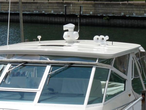 Tiara 3500 Express T-Top 1995 image 1