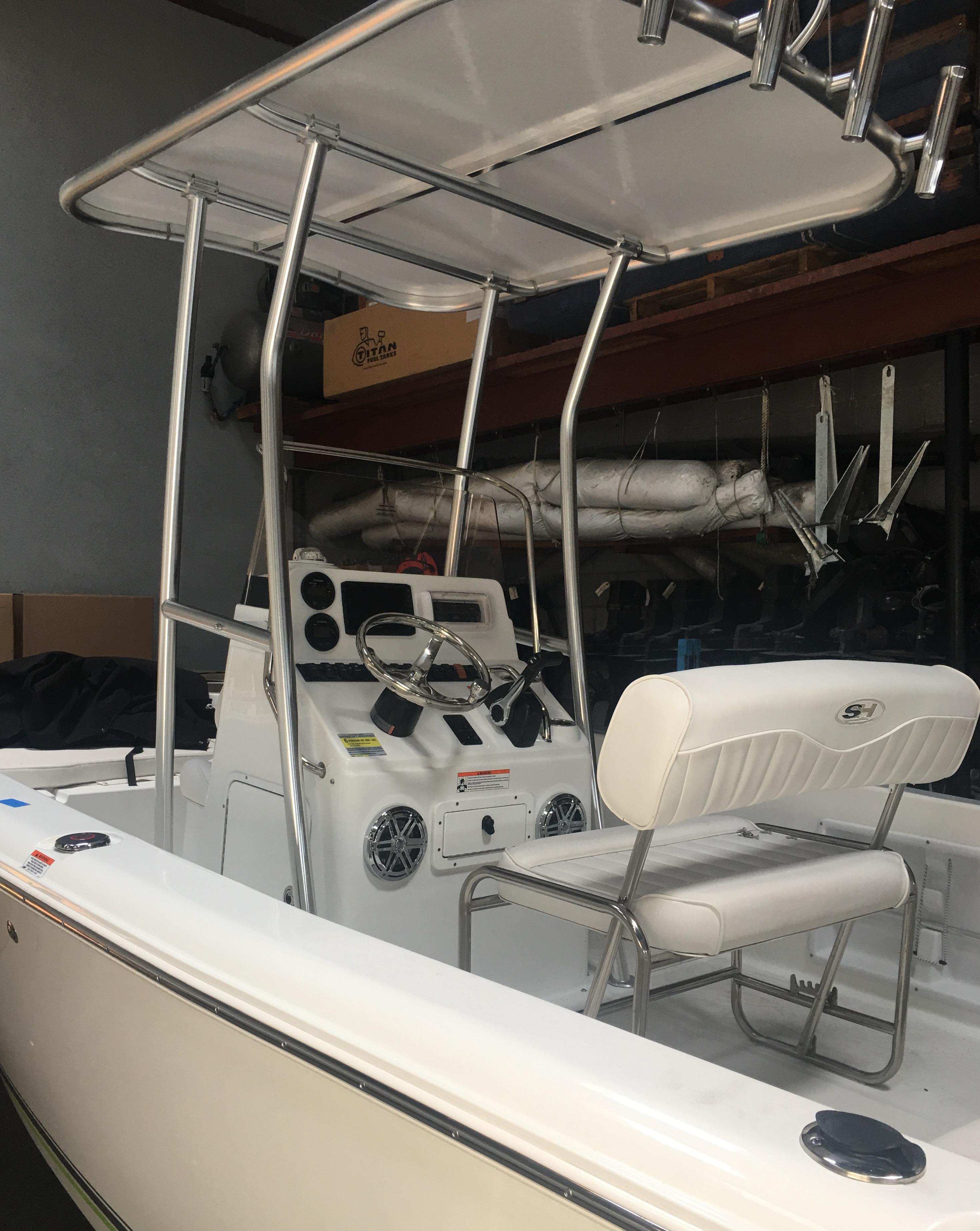 Sea Hunt T-Top 2018 image 1
