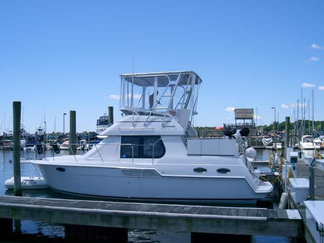 Carver 326 Aft Top 1999 image 1