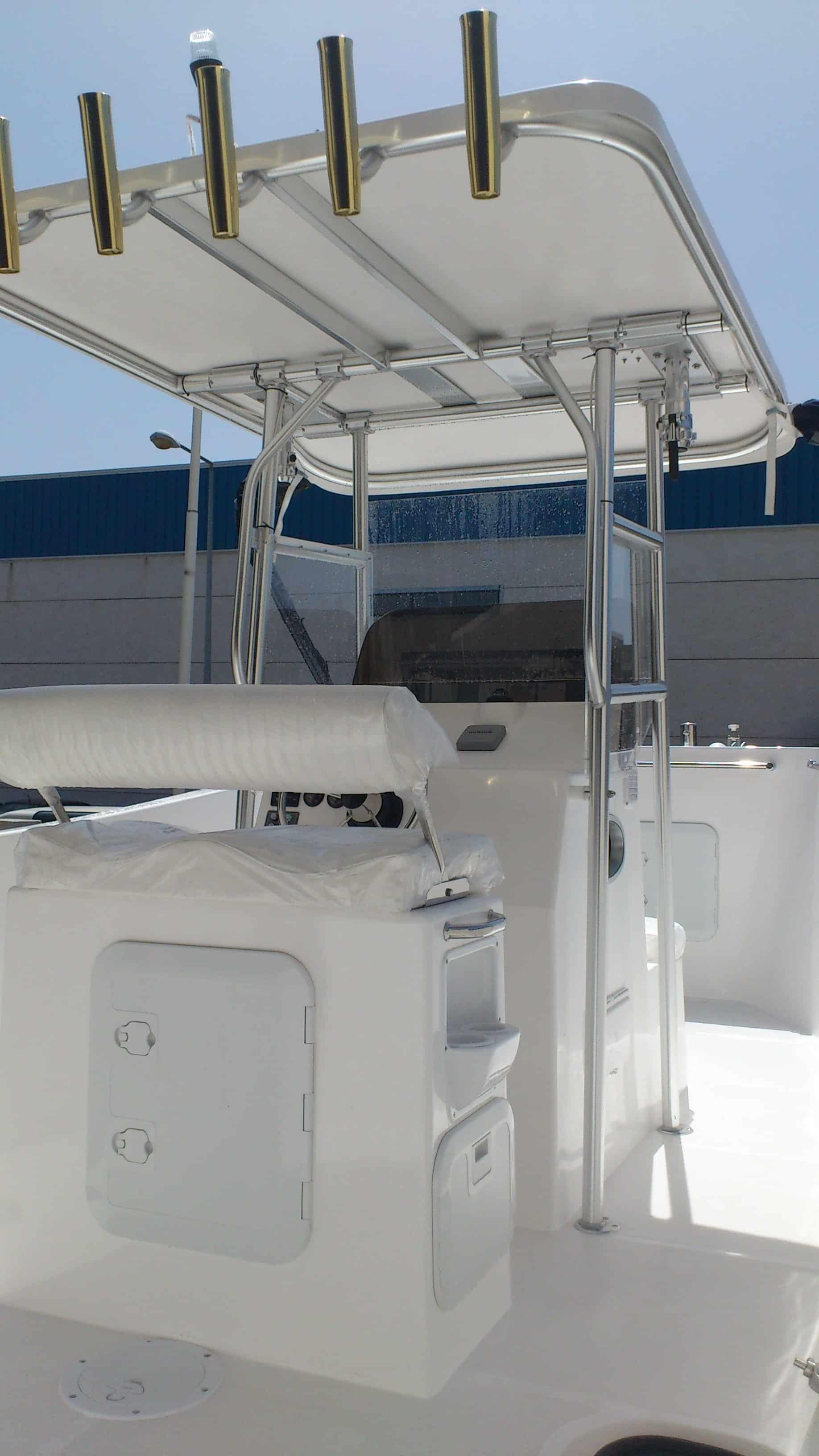 Boat image 1