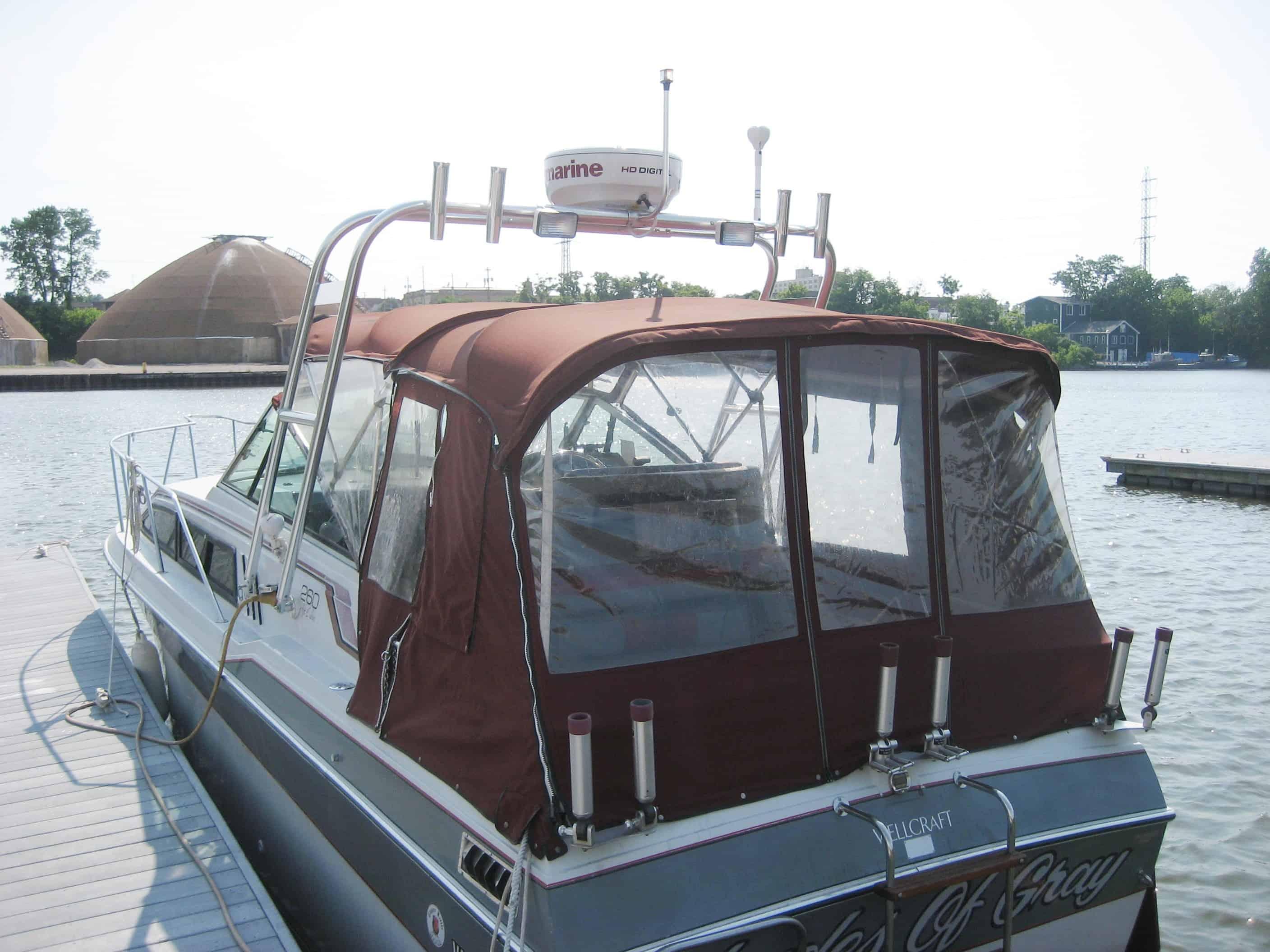 Wellcraft 260 Aft Cabin Arch image 1