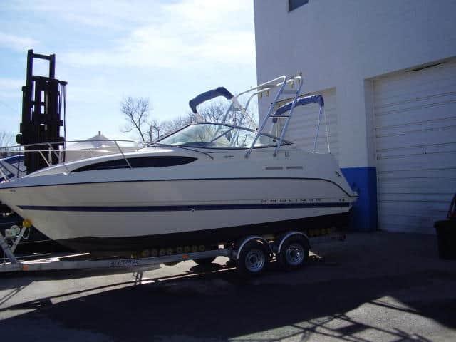 Atlantic Towers Arch installed on a Bayliner 245 express boat, showing the arch structure above the cabin.