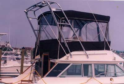 Sea Ray 300 Sedan Bridge Arch 1985 image 1