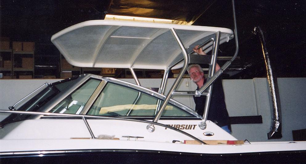 Pursuit 2460 Denal1 Top 1999 image 1