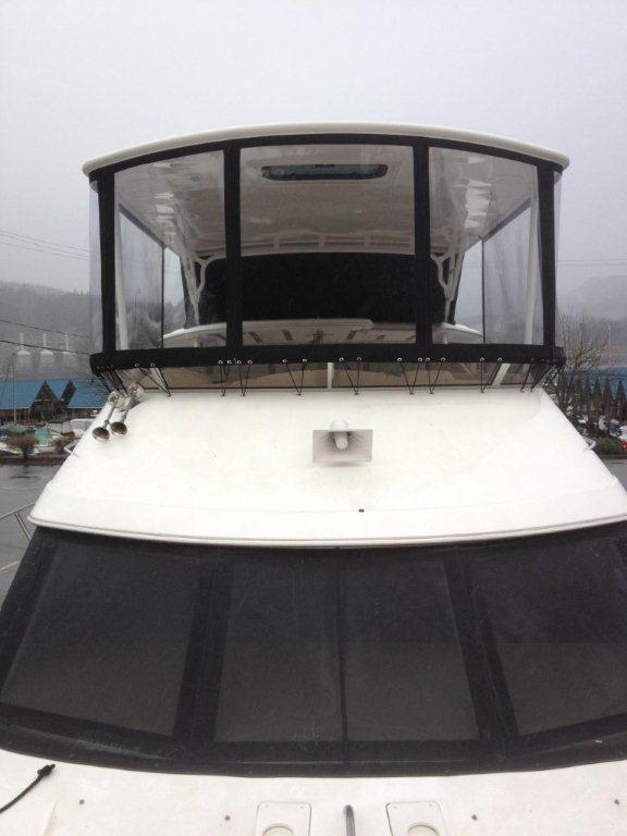 Atlantic Towers Top installed on Meridian 459CPMY motor yacht, showing roof structure and cockpit area.