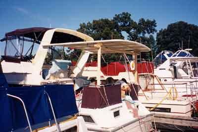 Silverton 40 Aft Cabin Aft Deck Top 1982 image 1