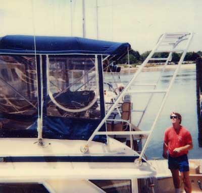 Chris Craft 382/392 Sport Sedan Arch 1985 image 1