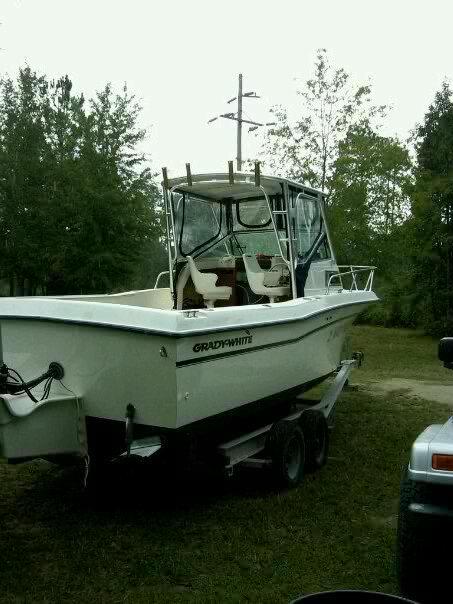 Atlantic Towers Top installed on Grady White 24 Offshore fishing boat showing mounted support structure and frame.