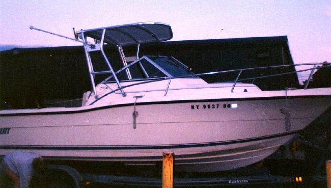 Pursuit 2350 W/A Top 1993 image 1
