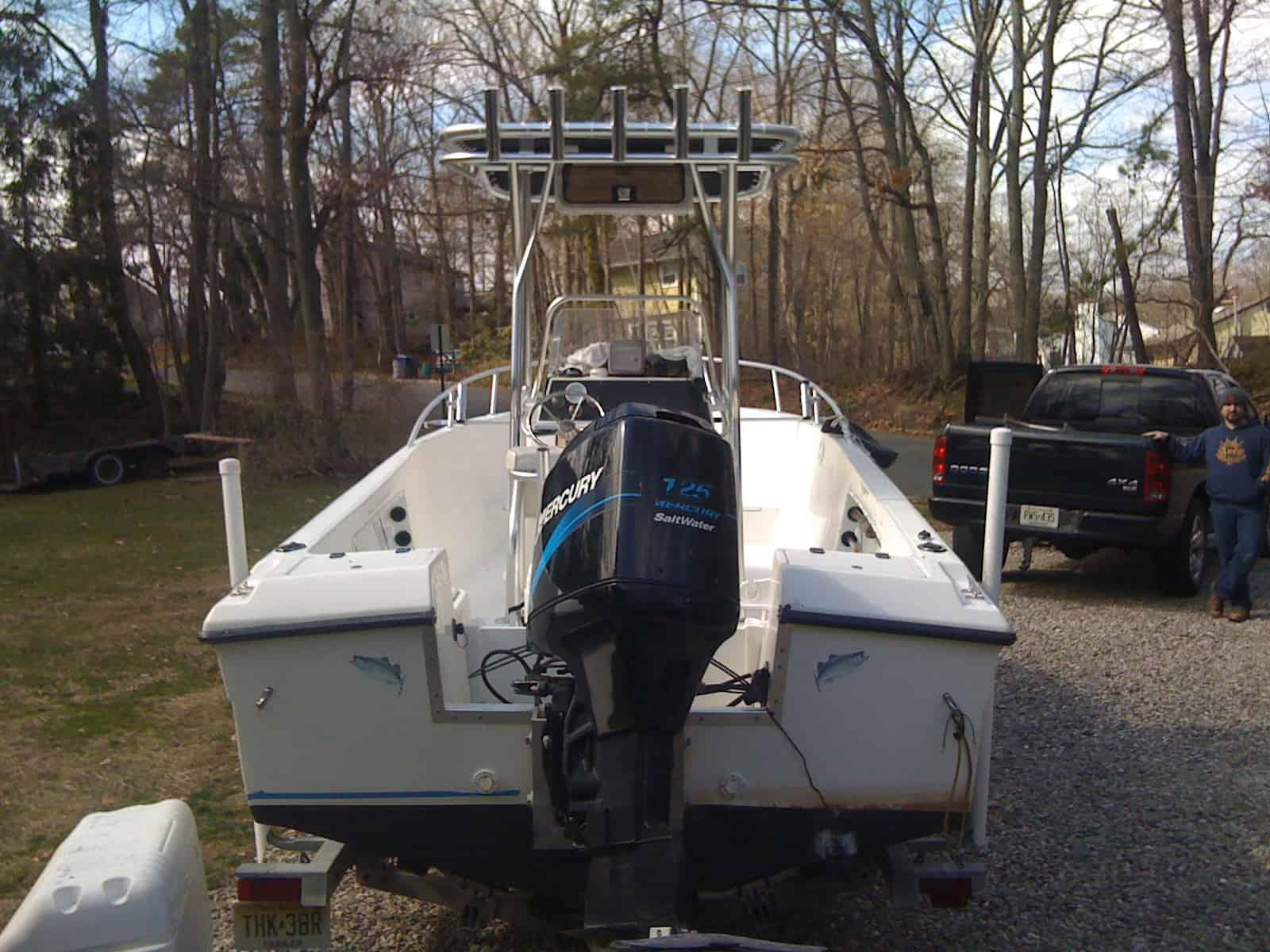 Angler Boats 204 T-Top 2000 image 1