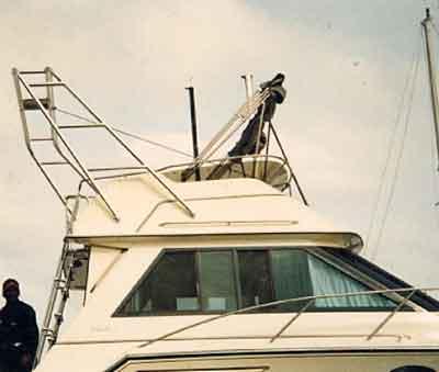 Atlantic Towers arch on a Tiara 3600 Convertible flybridge boat, designed for enhanced functionality and style.