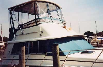 Atlantic Towers Top installed on a Silverton 37 Convertible boat, showcasing its top and enclosure.