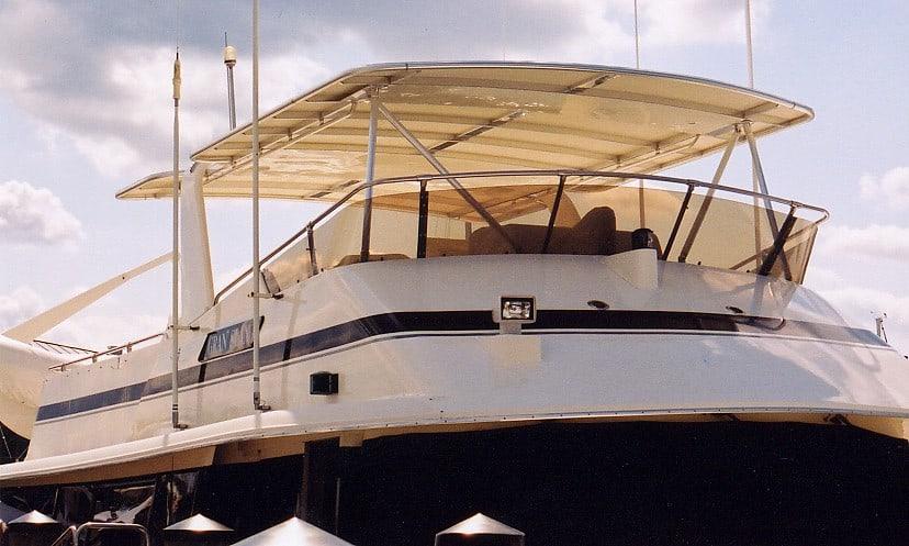 Hattaras 63 Motoryacht Top 1986 image 1