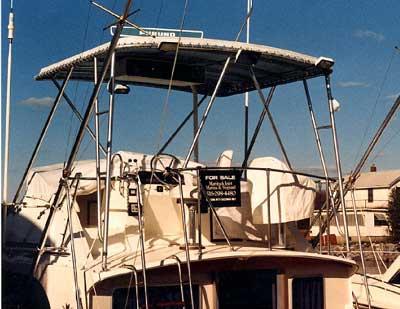 Bertram 38 Convertible Top 1970 image 1