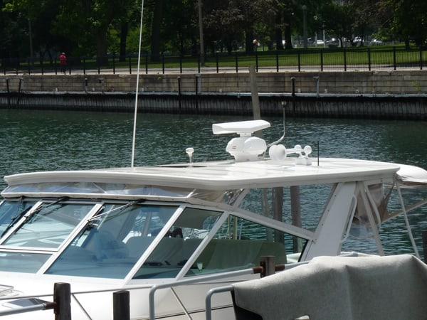 Tiara 3500 Express Top 1995 image 1