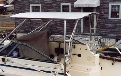 Bayliner 2460 Cuddy Trophy Top 1984 image 1