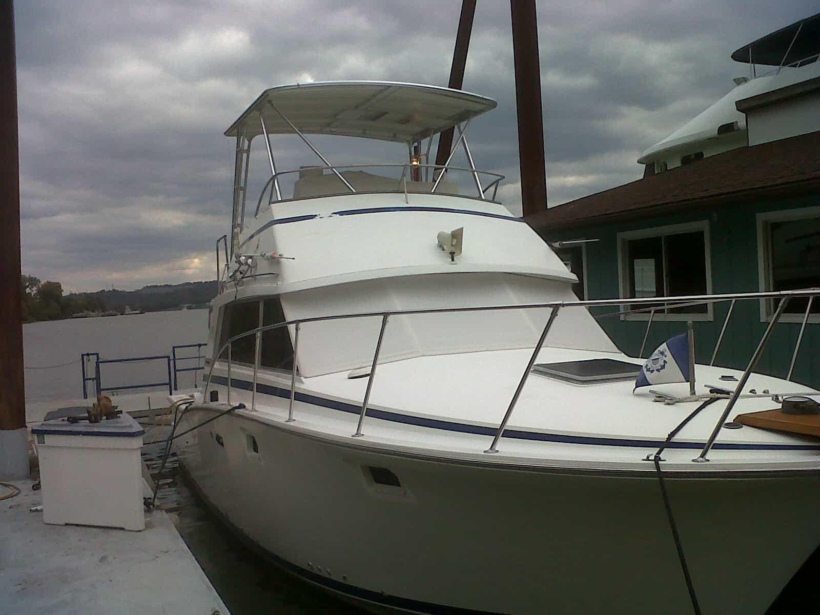 Bertram 38 III Top 1984 image 1