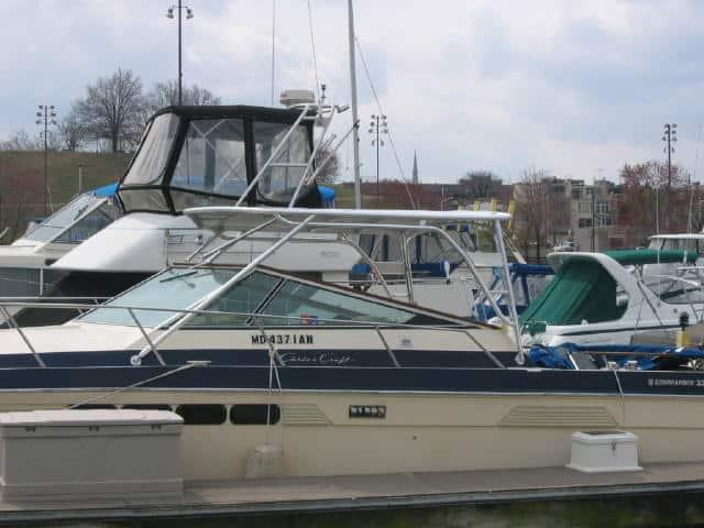Chris Craft 335 express Top 1983 image 1