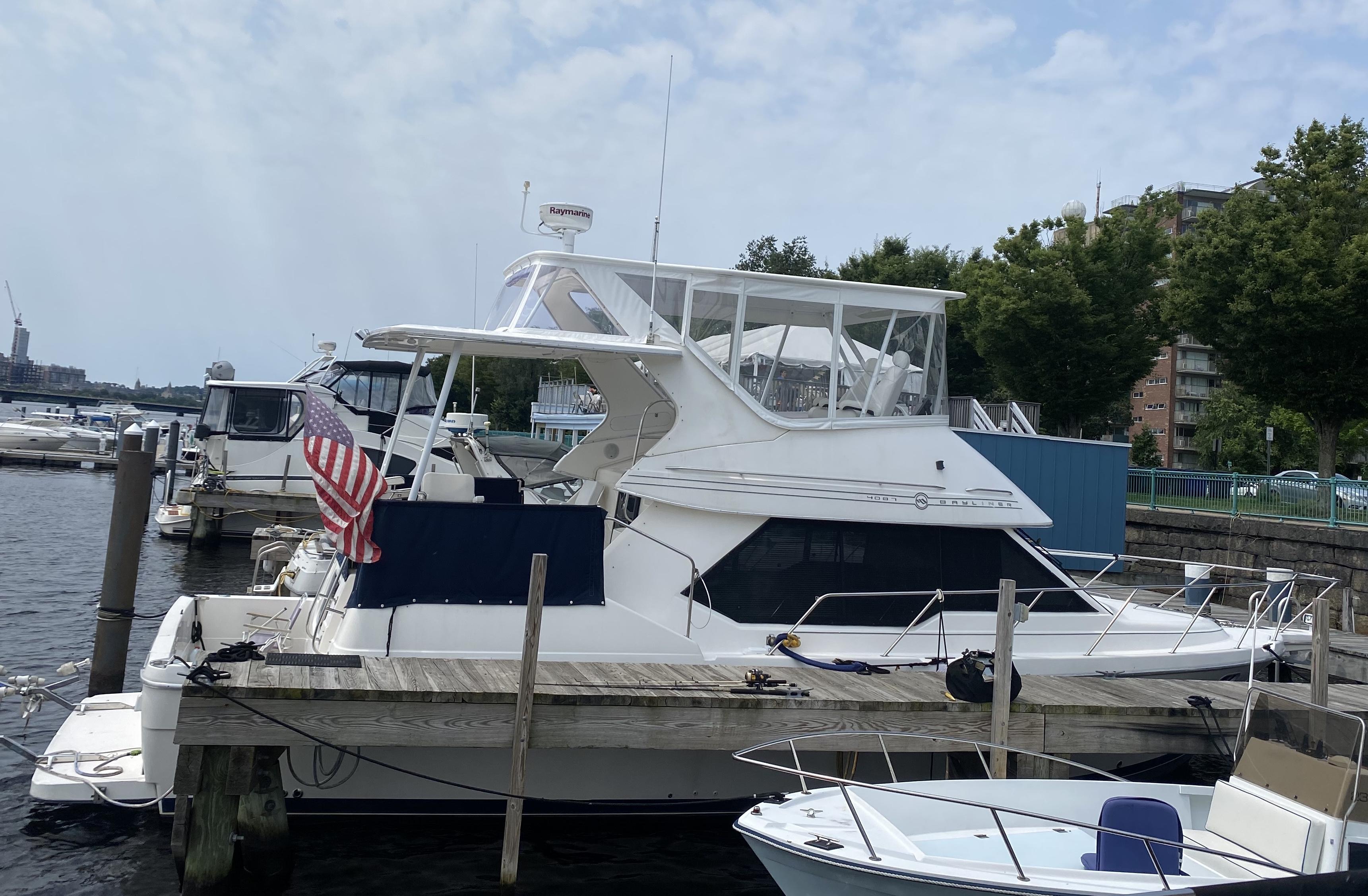Bayliner Top 1998 image 1
