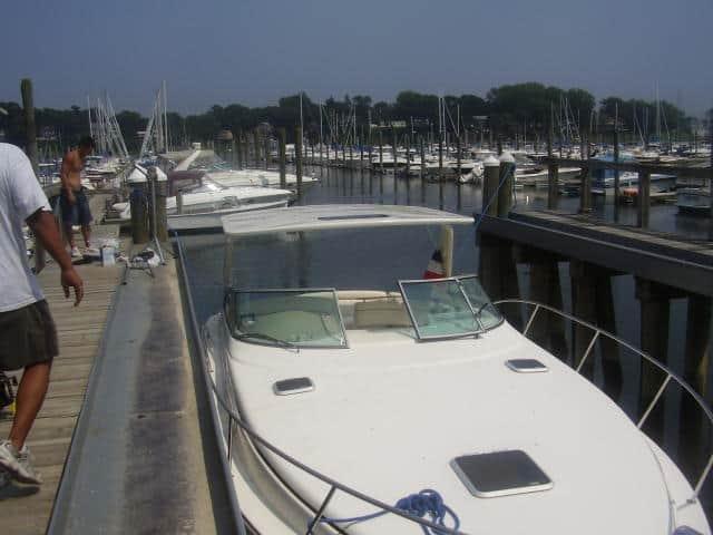 Rinker 330/340/342 Fiesta Vee Top 1998 image 1