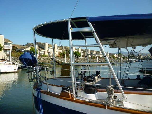 Atlantic Towers Arch installed on a Pan Oceanic 46 sailboat showing a mounted arch structure above the deck.
