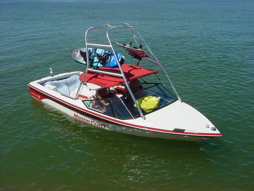 Mastercraft 190 Prostar boat on water with Atlantic Towers Air Tower and red canopy installed
