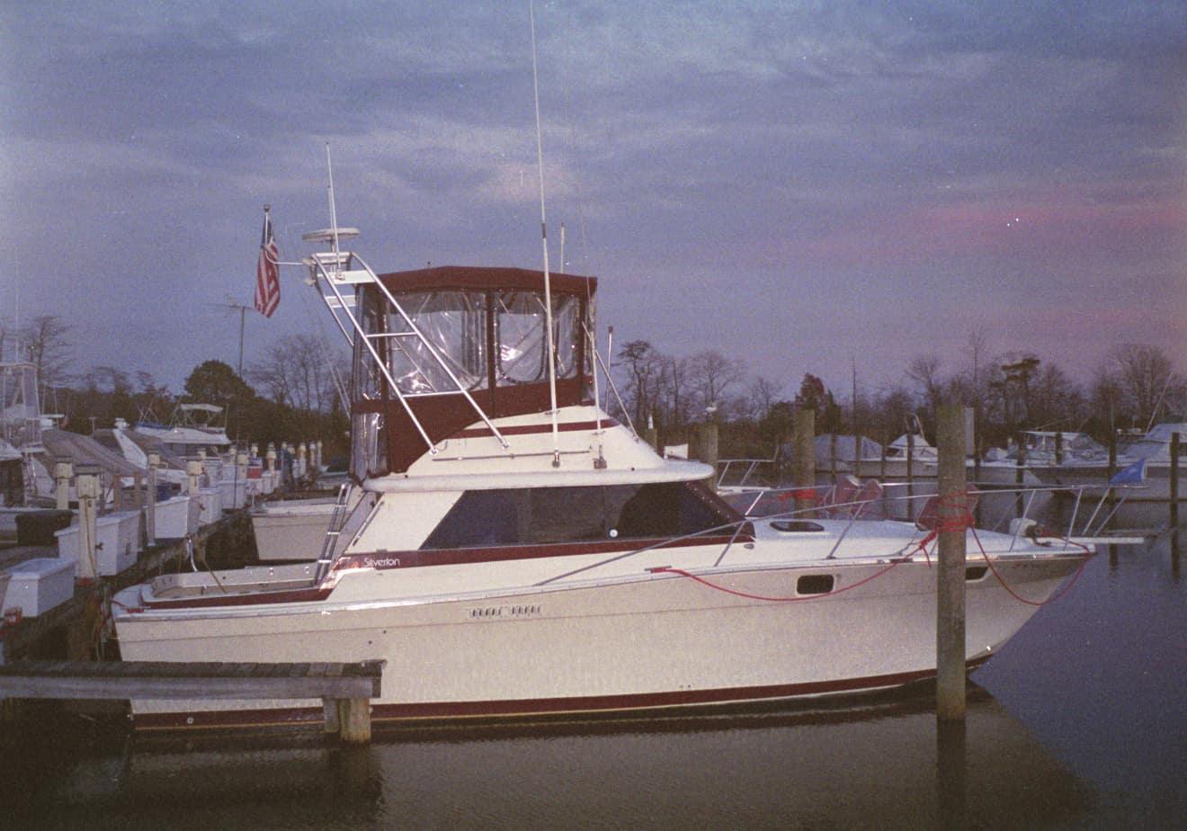 Silverton 34 Convertible Arch 1978 image 1
