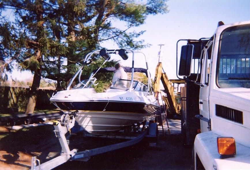 Regal 18 Air Tower 2003 image 1