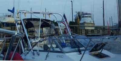 Robalo 2160 Cuddy Arch 1981 image 1