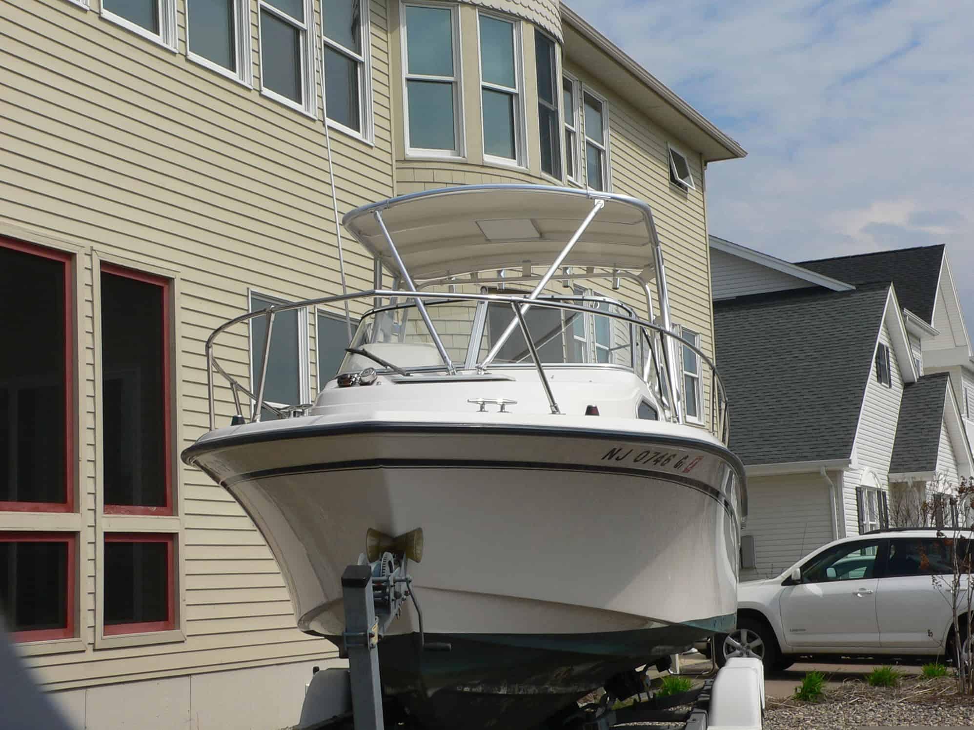 Grady White 226/228 Seafarer Top 1982 image 1