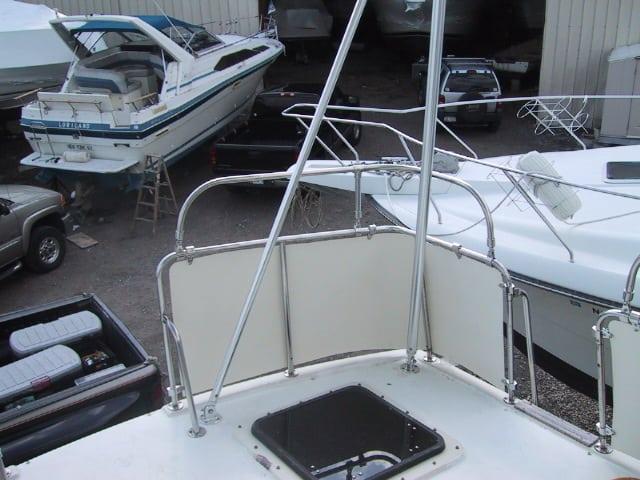 Silverton 40 Aft Cabin Aft Deck Top image 1