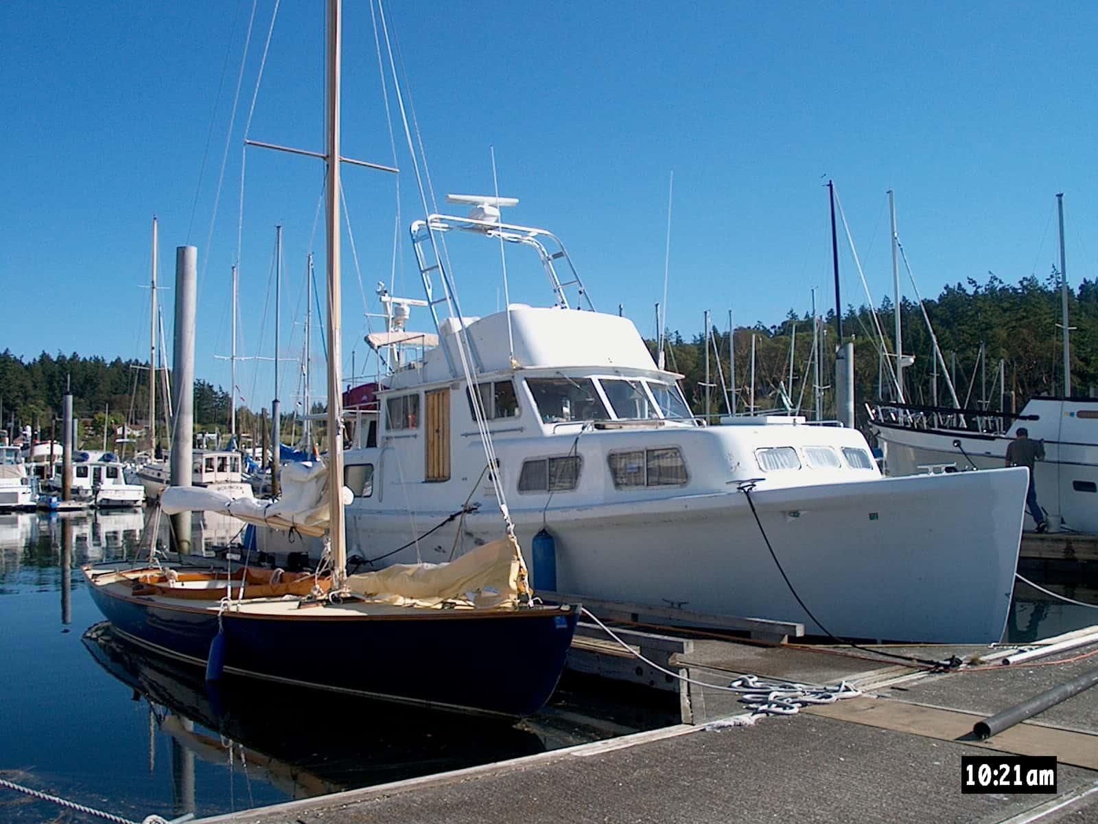 Custom Flybridge Cruiser Arch image 1