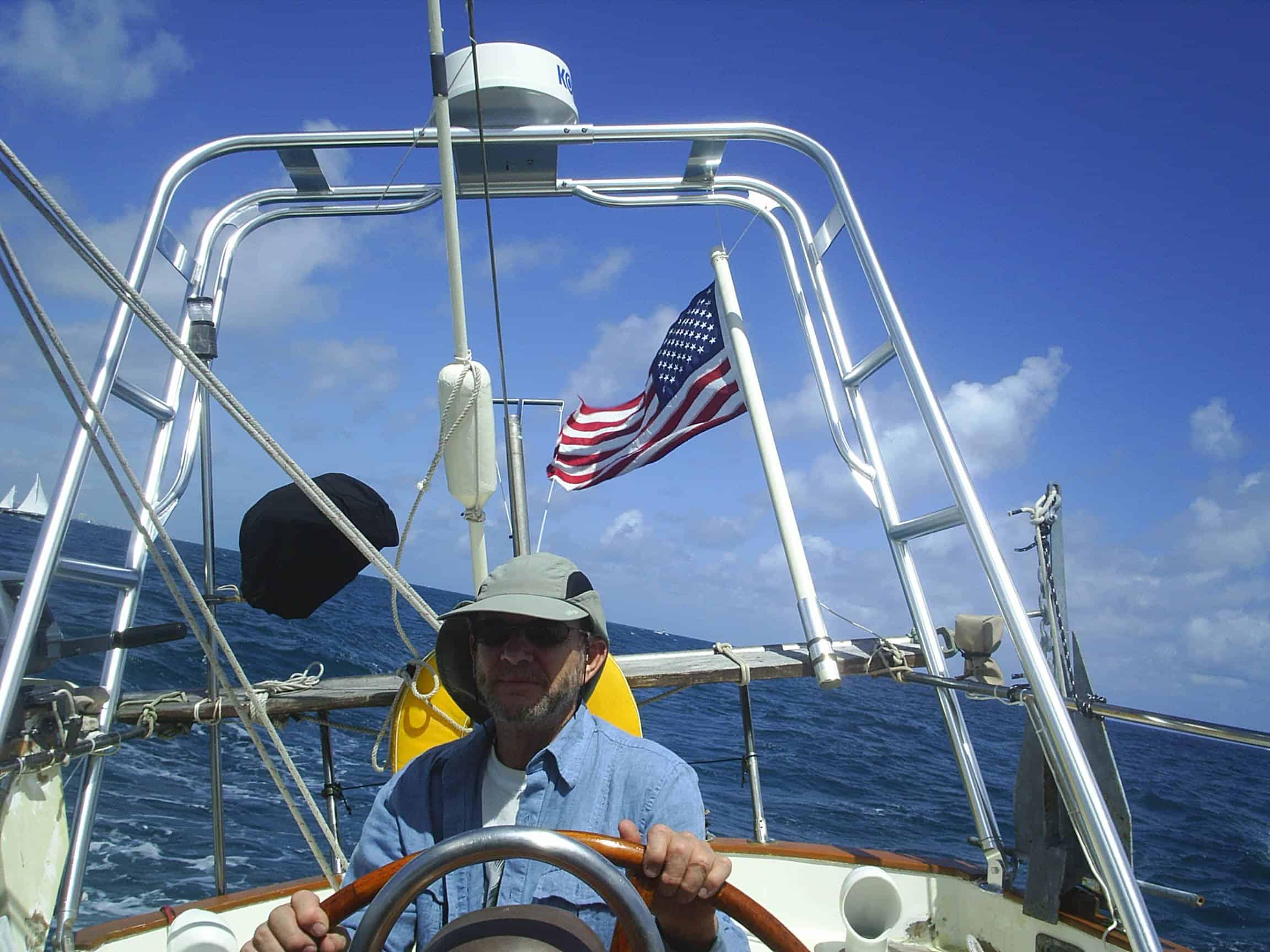 Atlantic Towers arch installed on Down East 38 sailboat, showcasing its elegant design and functionality.