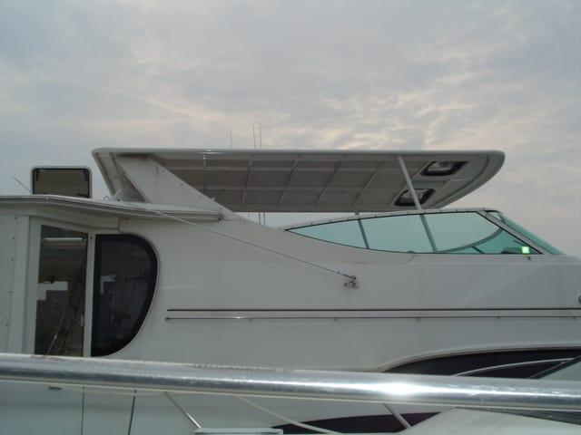 Carver 466 Aft Cabin Top 2002 image 1