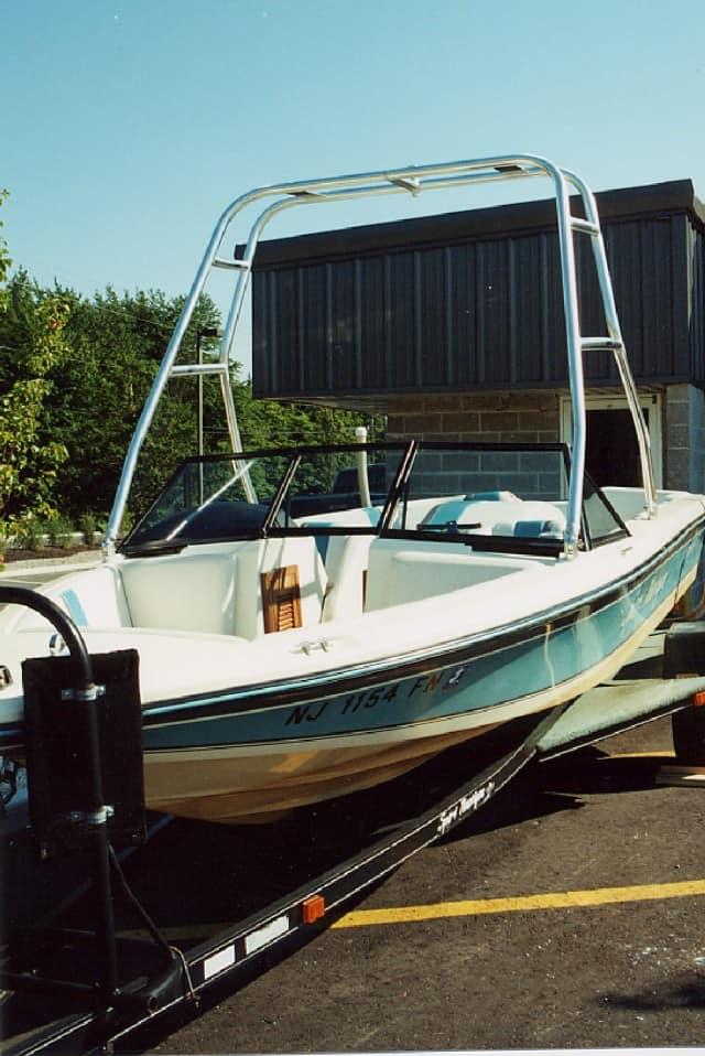 Boat image 1