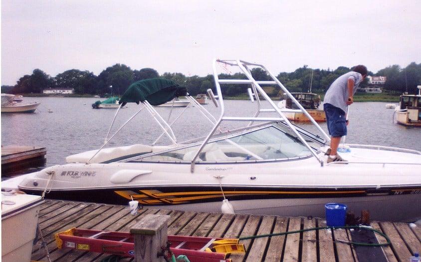 Four Winns 235 Sundowner 2000 image 1