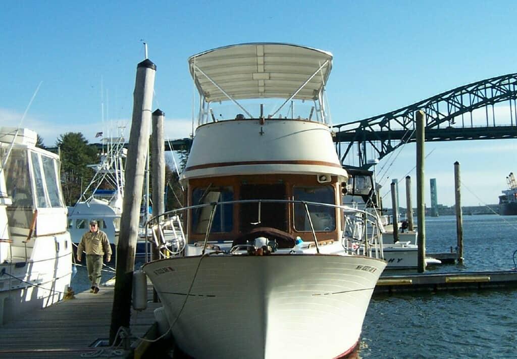 Marine Trader 34 Trawler Top 1974 image 1